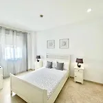 Aparthome *