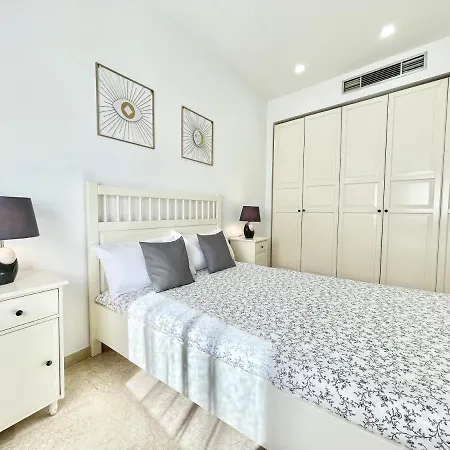 Aparthome