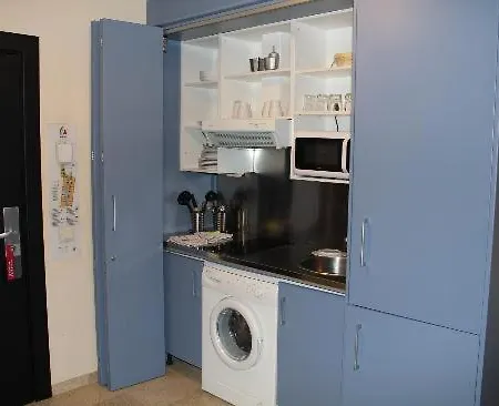 Aparthome شقة بورموخوس