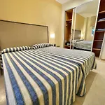 Aparthome דירה *