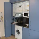 Aparthome דירה בורמוחוס