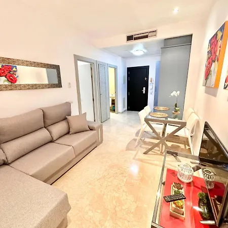 Aparthome Apartment *